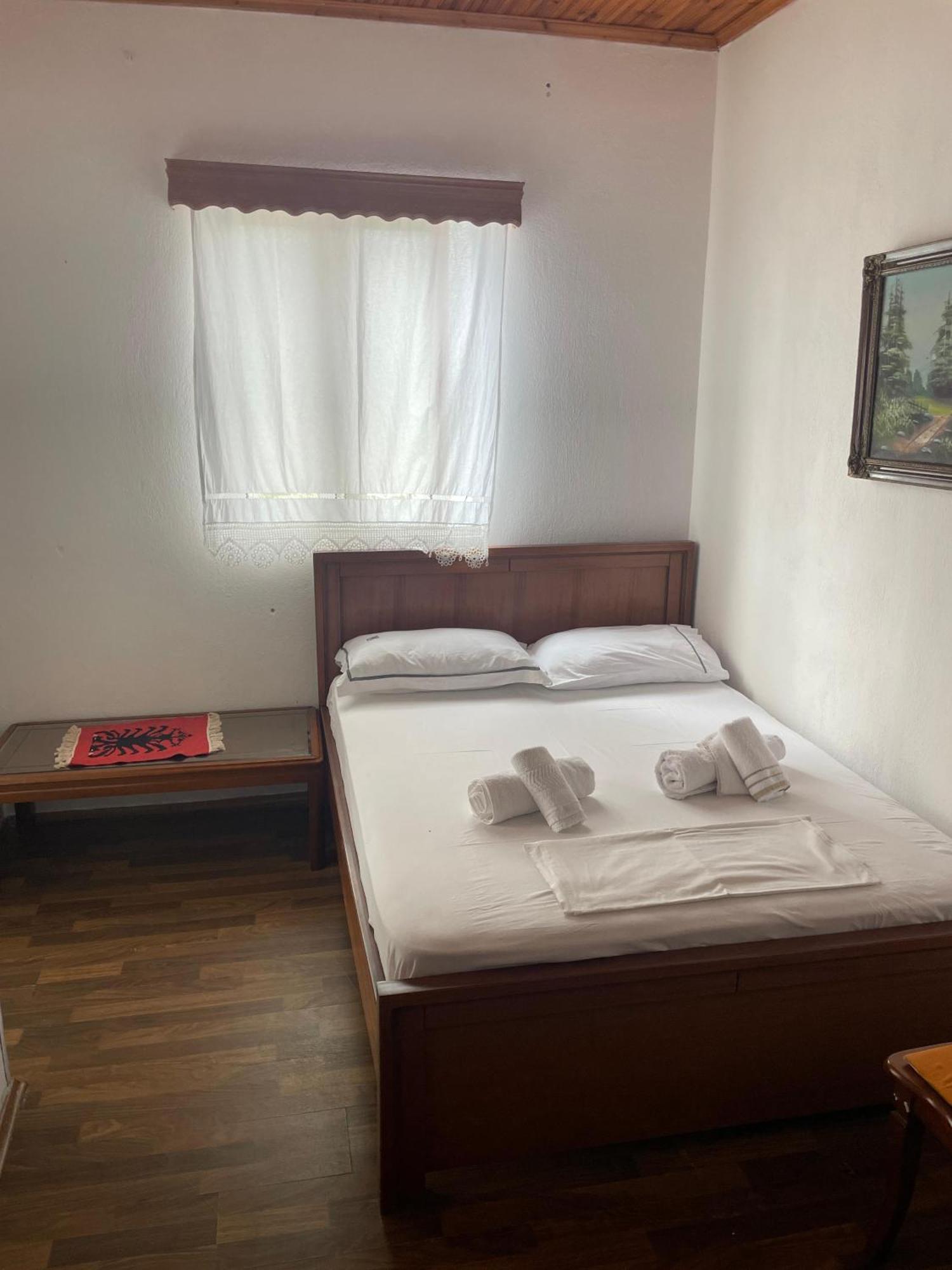 Bazzar 2 Hotel Gjirokaster Ngoại thất bức ảnh